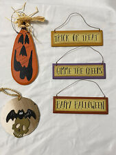 Halloween Mini Signs -  Decor Rustic Wood Look - Pumpkins Trick Or Treat picture