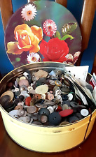 5 POUNDS MIXED LOT mostly VINTAGE BUTTONS- big to little - old tin 