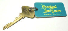 VTG. Disneyland Hotel Towers ANAHEIM CALIFORNIA Fob with Room Key #2157 picture