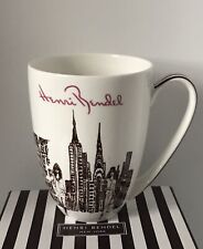 New Rare HENRI BENDEL Collectors’ Mug w/ NY Store Bldgs & Fashionistas Scenes picture