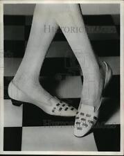 1967 Press Photo Women's shoes picture