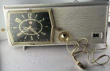 Not Working Vintage 1959 RCA Victor Tube Radio Model C2E with alarm clock MCM picture