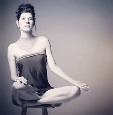 Beautiful Marisa Tomei 8x10 Glossy Photo picture
