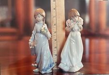 LLADRO #7604 SCHOOL DAYS GIRL WITH FLOWERS & CASE 1988 Lladro Collectors Society picture