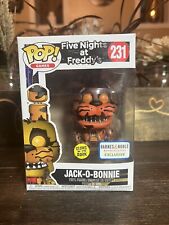 Funko Pop Vinyl: Five Nights at Freddy's - Bonnie the Rabbit Glow + Protector picture