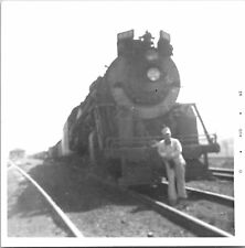 1940's Ohio Engineer With W&LE Engine Vtg Photo 3.25