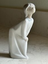 Vintage Collectible Lladro #4873 Kissing Girl ~ Excellent picture