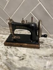 CC128 Vintage American Girl Sewing Machine Black picture