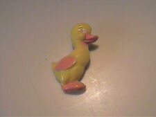 VINTAGE 1950'S CELLULOID PLASTIC YELLOW DUCK PIN picture