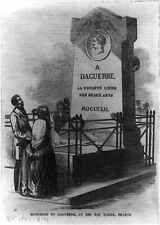 Photo:Monument to Daguerre,Bry San Marne,France,1854,people picture