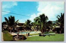 c1962 Deerfield Beach Florida Tropic Isle Apartments Pool VINTAGE Postcard picture