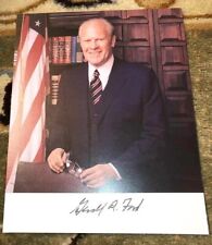 Gerald R. Ford Beautiful HAND-SIGNED 8x10 Color Photo as President   picture
