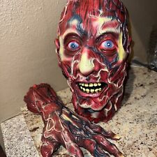 Fake Life Size Latex BLOODY SEVERED SKINNED HEAD & HAND Zombie Horror Decoration picture