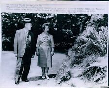 1964 Emperor Hirohito Empress Nagako Stroll Palace Garden Royalty Wirephoto 6X8 picture