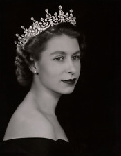 Her Royal Majesty Queen Elizabeth II Portrait Picture Photo Print 8