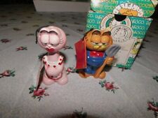 Vintage Enesco Garfield & Arlene Classic Couple Salt & Pepper Shakers Unused picture