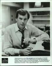 1989 Press Photo Peter Jennings anchors first edition of The Aids Quarterly picture