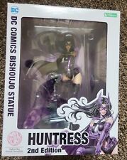 DC Universe: Huntress 2nd Edition 1/7 Scale Bishoujo Statue Opened  picture