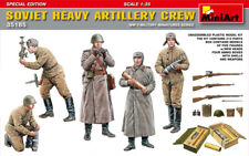 MiniArt 1/35 Soviet Heavy Artillery Crew.Special Edition picture