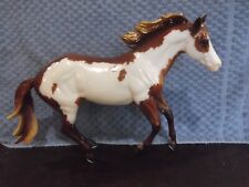 Breyer 2021 Notoriously Framed Collector Club Web Short Tail Long Mane CM gloss picture