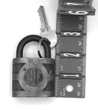 Vintage YALE Padlock with working key picture