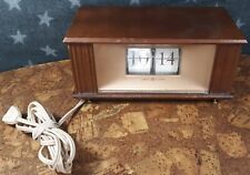 Working General Electric Model 8113 Walnut Wood Flip Clock GOOD condition picture