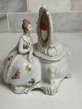 Vintage Vanity Lady Dermay  Porcelain Box, 5th Ave NEW YORK picture