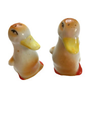 VINTAGE SMALL DUCKS SALT & PEPPER SHAKERS picture
