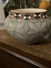 Native American Pottery Acoma Handmade Fine Line Hand Painted Vase D Malie picture