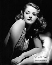 ACTRESS MARTHA VICKERS - 8X10 PUBLICITY PHOTO (DD448) picture