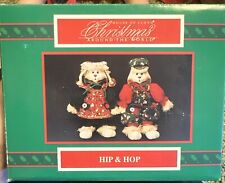 House of Lloyd Christmas Around the World Hip and Hop Bunny Set 542064 Vintage picture