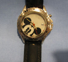 DISNEY VINTAGE MICKEY MOUSE WATCH W/ DATE & LIGHT - WORKING - NEW BATTERY picture