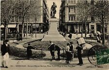 CPA GRENOBLE - Statue of Hector Berlioz Place Victor Huho and Rue. (654821) picture