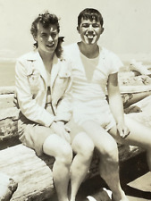 Q6 Photograph & Negative Cute Couple Beach Making Face Sticking Out Tongue 1940s picture