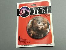 Vtg 1983 STAR WARS Return of Jedi EWOK Photo Pinback Button New Carded picture