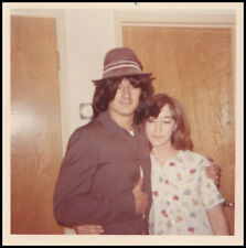 Old Color Photo YOUNG COUPLE MAN WOMAN POSING LONG HAIR AND HAT picture