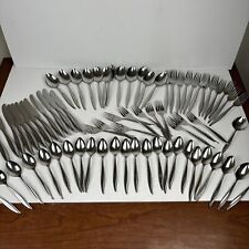ONEIDACRAFT Deluxe Stainless Flatware Pattern: TEXTURA 72 Pieces picture