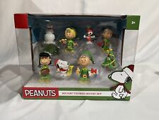 Peanuts Holiday Figure Deluxe Set  picture