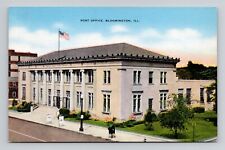 Postcard Post Office in Bloomington Illinois, Vintage Linen L19 picture