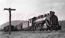 East Broad Top (EBT) Engine 17 with freight at Orbisonia in 1946 - 8x10 Photo picture