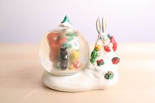 Warner Brothers Loony Tunes Holiday Snow Globe W/ Original Box - 1996 picture