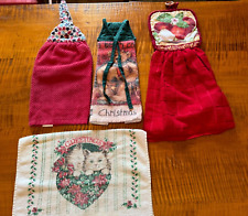LOT of 4 Vintage HOLIDAY Dish Towels CottageCore Collection picture