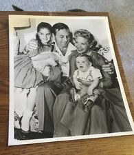 1950s press photo : Dinah Shore ,George Montgomery and Kids  8x10 family photo picture