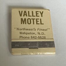 Valley Motel Front Strike Wahpeton,ND North Dakota Vintage Matchbook picture