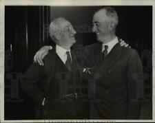 1935 Press Photo Senators Carter Glass Poses With Senator James Byrnes picture