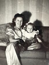 UA Photograph Woman Mom Mother Light Shadow 1930-40's picture