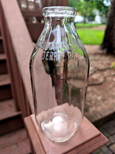 BERGMAN'S DAIRY, DERRY, PA Embossed Glass Vintage 1QT Milk Bottle c.1961 picture