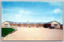 WOODSTOCK ONTARIO CA CANADA Postcard Roadside Crown Motel Vintage Automobiles PC picture