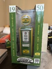 JOHN DEERE LIMITED EDITION 1950 GAS PUMP COIN BANK Geerbox Collectibles. Tokheim picture