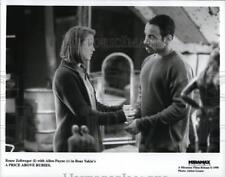 1998 Press Photo Renne Zellweger & Allen Payne in A Price Above Rubies picture